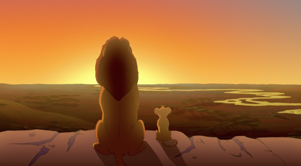 Nueva imagen de 'El Rey León' con la primera interacción de Zazú, Simba y  Mufasa